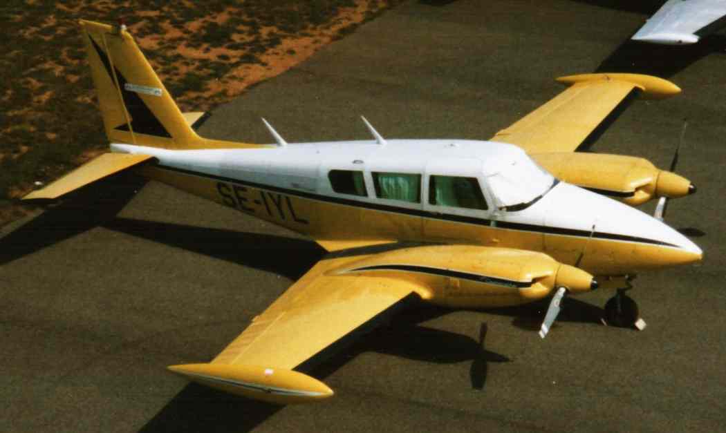 SE-IYL the new Piper PA30 Turbo 