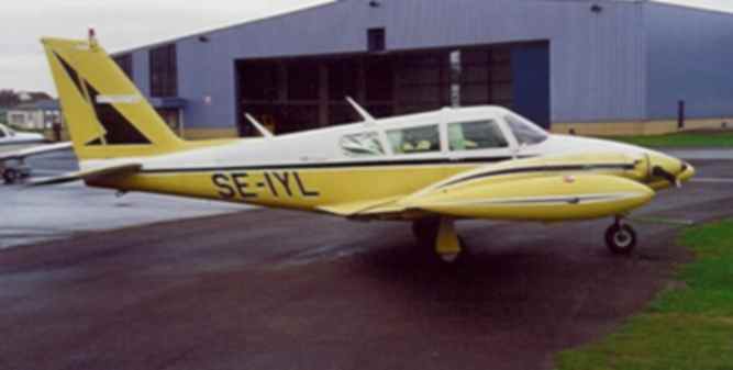 SE-IYL the Piper PA30 at Gloucester